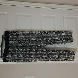 Darjoni Alibaba Pants (L)